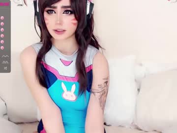 Naked cam girl lizzyhoney_ image #1096790