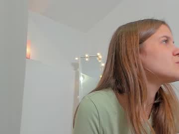 Naked cam girl eli_sun image #3141317