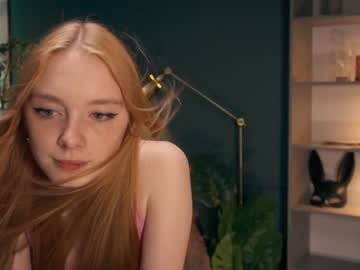 Naked cam girl lily_devi image #2416285