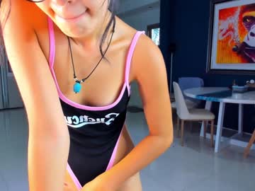 Naked cam girl akino_17 image #2006792