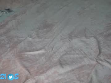 Naked cam girl erikabee image #3176343