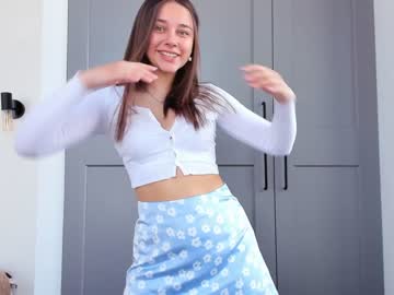Naked cam girl eleonora_linn image #2128249