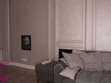 Naked cam girl lindamei image #2968311