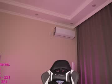 Naked cam girl lindamei image #1648674