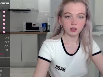 Naked cam girl small_blondee image #1075725