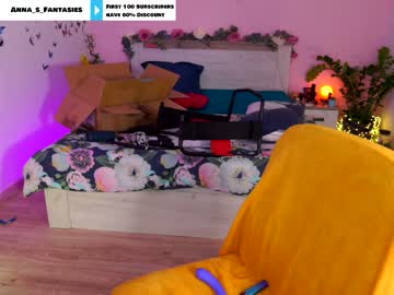 Naked cam girl juicyandthepussyblvd image #1891184