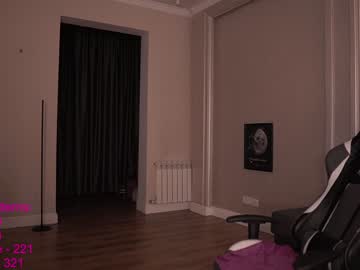 Naked cam girl lindamei image #2832934