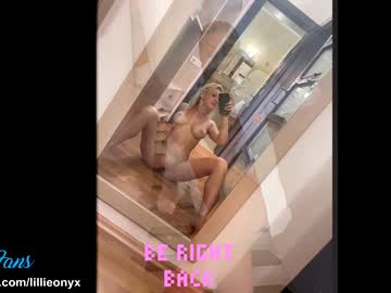 Naked cam girl lillieonyx image #862814