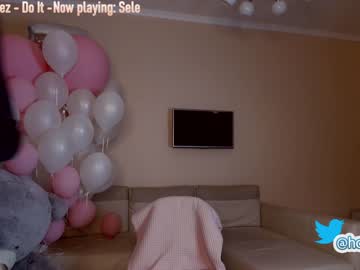 Naked cam girl hollyextra image #1276559