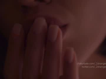 Naked cam girl _2strangers image #2470108