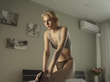 Naked cam girl sylvanas_wildcummer image #4082026