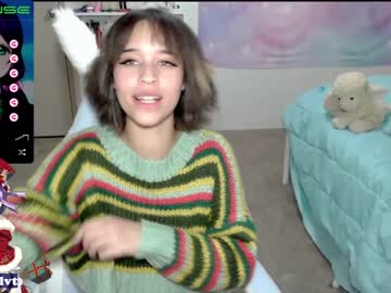 Naked cam girl _fairyslvt image #3404151