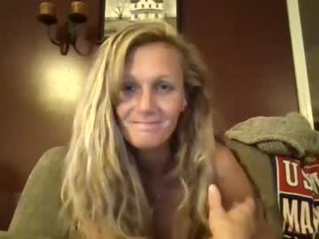 Naked cam girl tawanda1980 image #1998328
