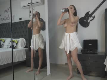 Naked cam girl venezolanacute image #574399