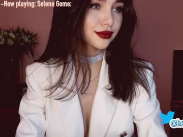 Naked cam girl hollyextra image #2050802