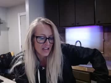 Naked cam couple jess_glamis96 image #1841722