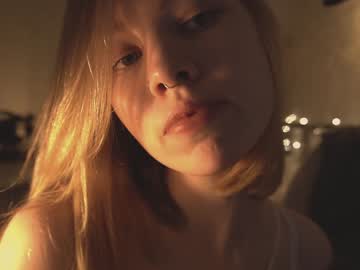 Naked cam girl bibi_it_is image #2297574