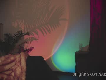 Naked cam girl auddicted image #230684