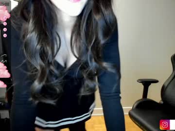 Naked cam girl alexa_dream image #2741652