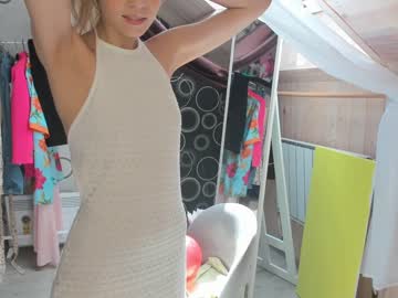 Naked cam girl xoanetta image #2027207