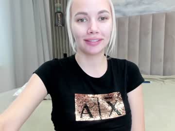 Naked cam girl dontbeshybaby image #296245