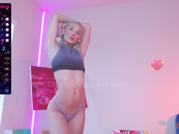 Naked cam girl petitebrat image #2548281