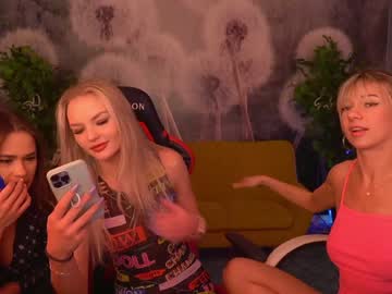 Naked cam couple kira0541 image #2653301