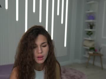 Naked cam girl mia_devill image #2243629