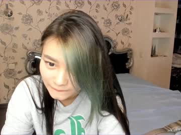 Naked cam girl harumi_ukki image #2977069