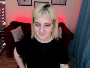Naked cam girl yolandi_toit image #2160360
