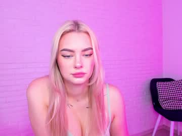 Naked cam girl 8a8y_nura image #1481016