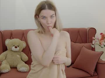 Naked cam girl martina_trey image #4073556