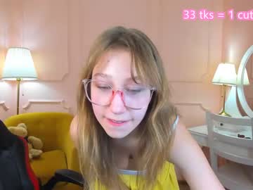 Naked cam girl vinalil image #3918257