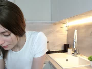 Naked cam girl marykay88 image #1305949