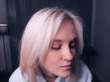 Naked cam girl sellar_moon image #3963260