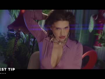 Naked cam girl lucieoude_ image #3774838