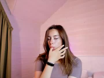 Naked cam girl darling_kira image #2591922
