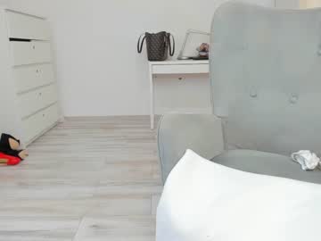 Naked cam girl dariaa_doll image #1763025
