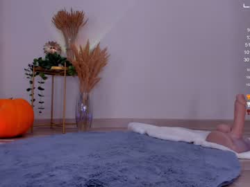 Naked cam girl megan_foxxx15 image #2946530