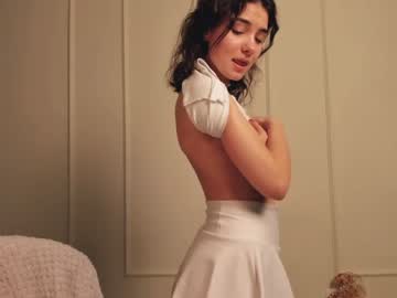 Naked cam girl laa_ura image #3989804