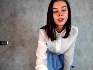 Naked cam girl nika_lodge image #2817412