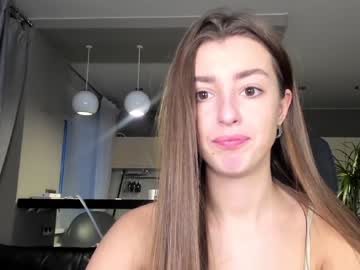 Naked cam girl coy_amina_ image #3299124