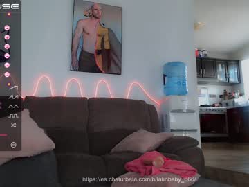 Naked cam girl latinbaby_666 image #1700534