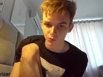 Naked cam man horny_jerk_roy_prick2001 image #1745555