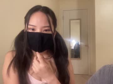Naked cam girl alice_lee18 image #2980120