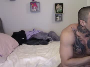 Naked cam girl mari_and_jandro image #1216293