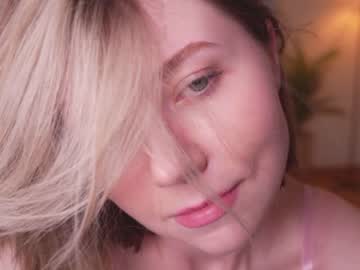 Naked cam girl vixenp image #3881738