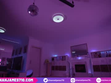 Naked cam girl hannahjames710 image #1176639