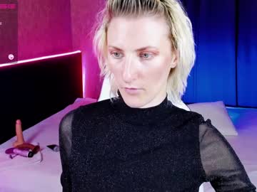 Naked cam girl eva__blonde image #2114788