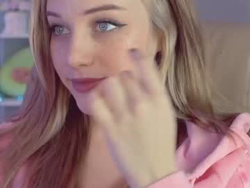 Naked cam girl mia_milagros image #1322047